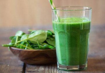 Spinat og ingefær juice