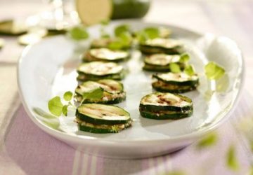 Grillet squash med hummus