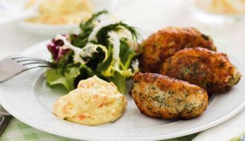 Små fiskefrikadeller Små fiskefrikadeller
