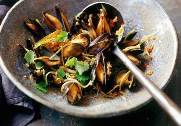 Suppe med vindampede muslinger