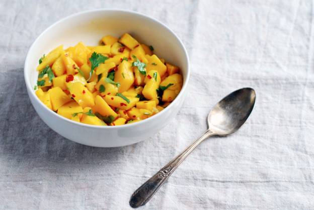 Mangosalat med ingefær Mangosalat med ingefær